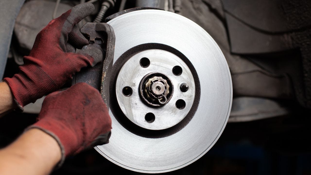 Choosing the Right Brake Pads for Your Toyota: A Comprehensive Guide